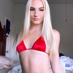 holly_doll Profile Picture