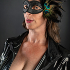Profile picture of therealmaskedmilf